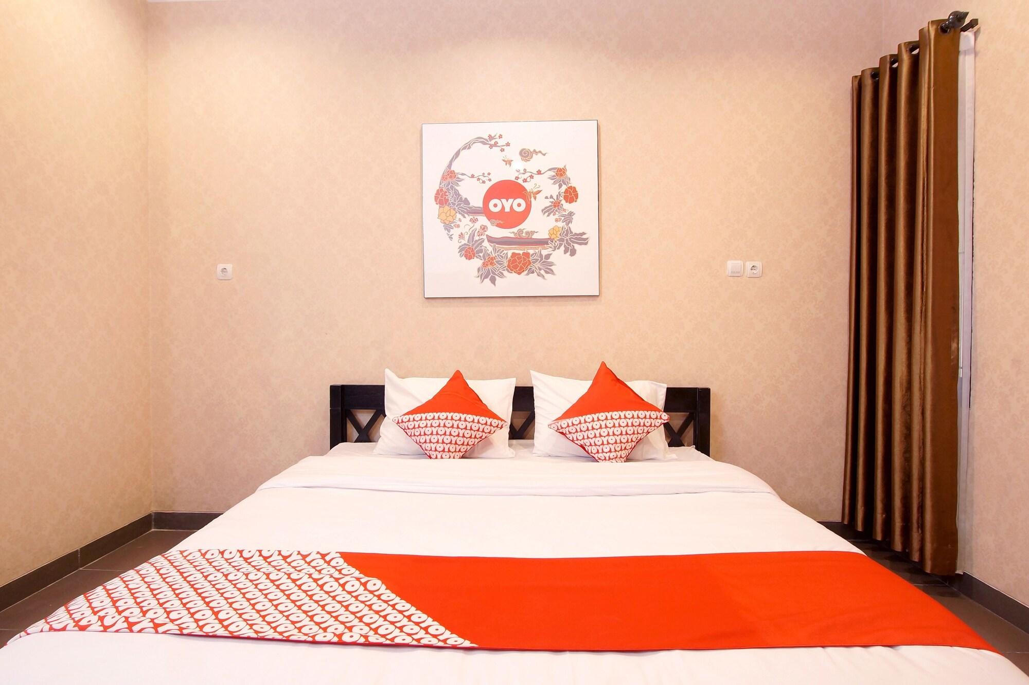 Oyo 347 Bayang Brothers Guest House Maguwo Kültér fotó